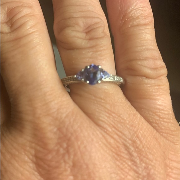 Genuine oval & trillion cut tanzanite zircon ring - Picture 8 of 14